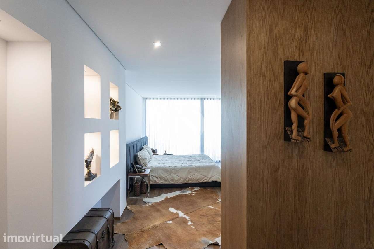Moradia T4 de Alto Padrão à Venda – Agudela, Perafita - Grande imagem: 4/58