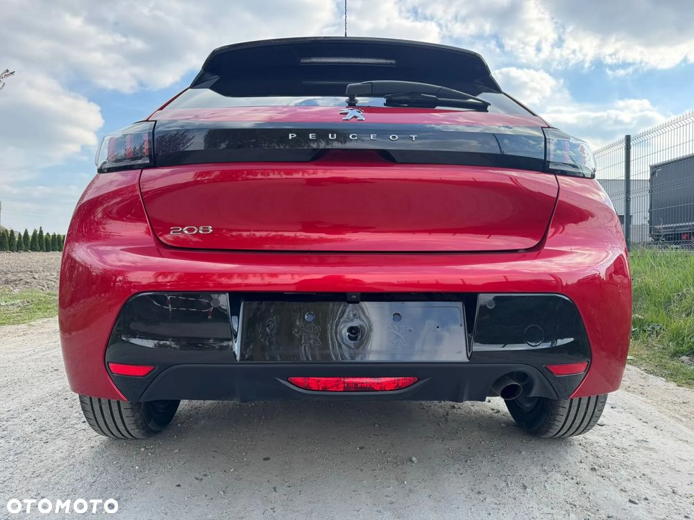 Peugeot 208 - 24