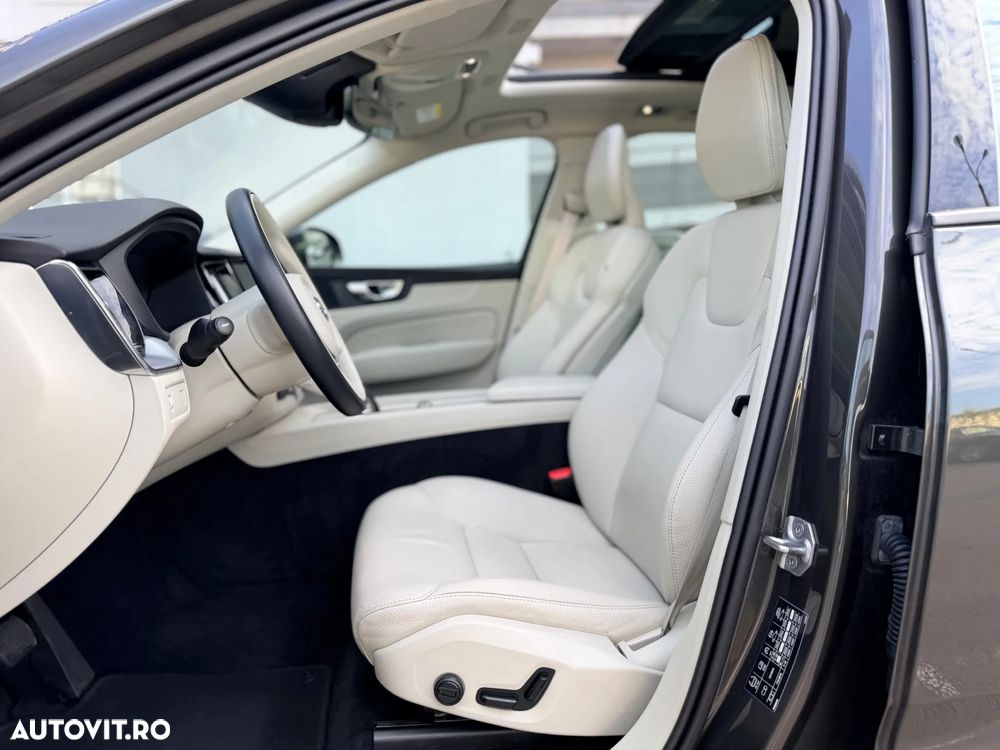 Volvo XC 60 B4 D AWD Geartronic Momentum Pro - 10