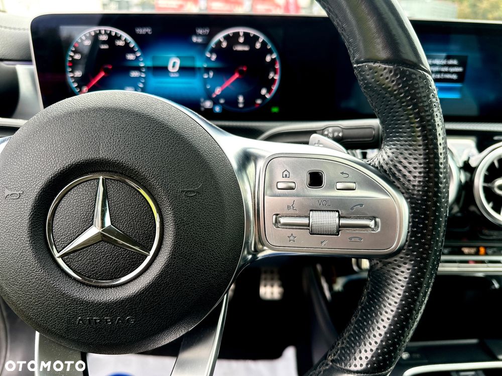 Mercedes-Benz CLA 250 4-Matic AMG Line 7G-DCT - 21