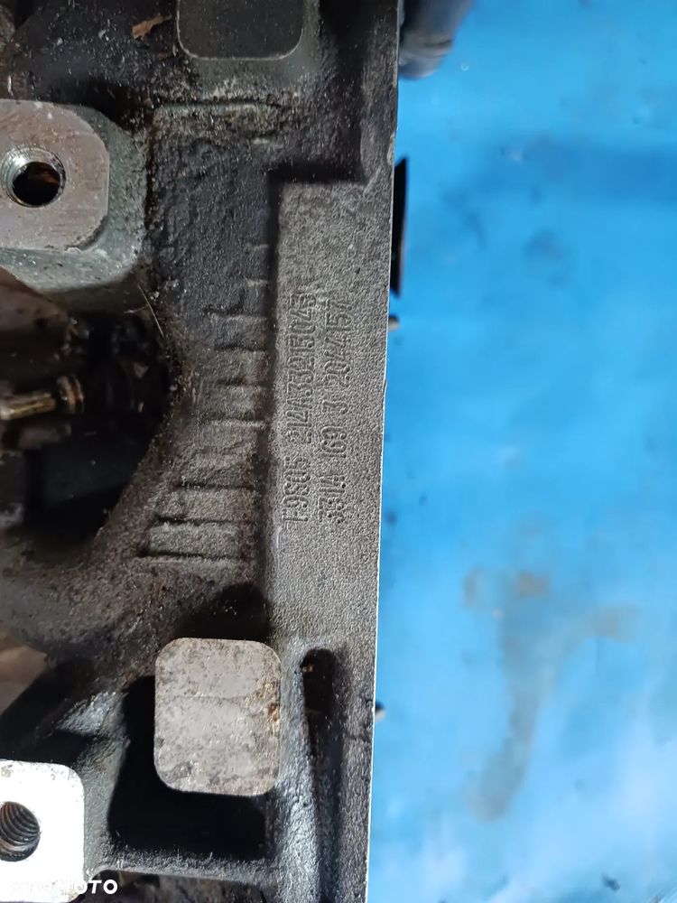 Głowica silnika cylindrów 1.9 DCI F9K F9Q F9A Renault Traffic ESPACE Opel Vivaro F9S05 214A33213045 wałek koło rozrządu kompletna - 5