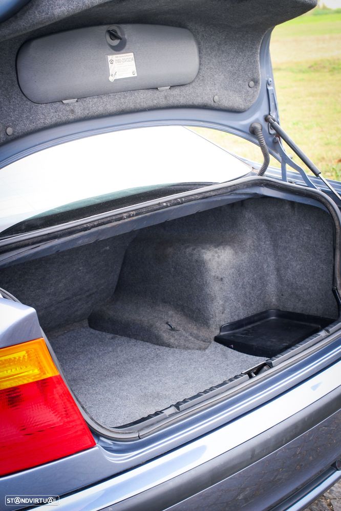 BMW 320 d - 5