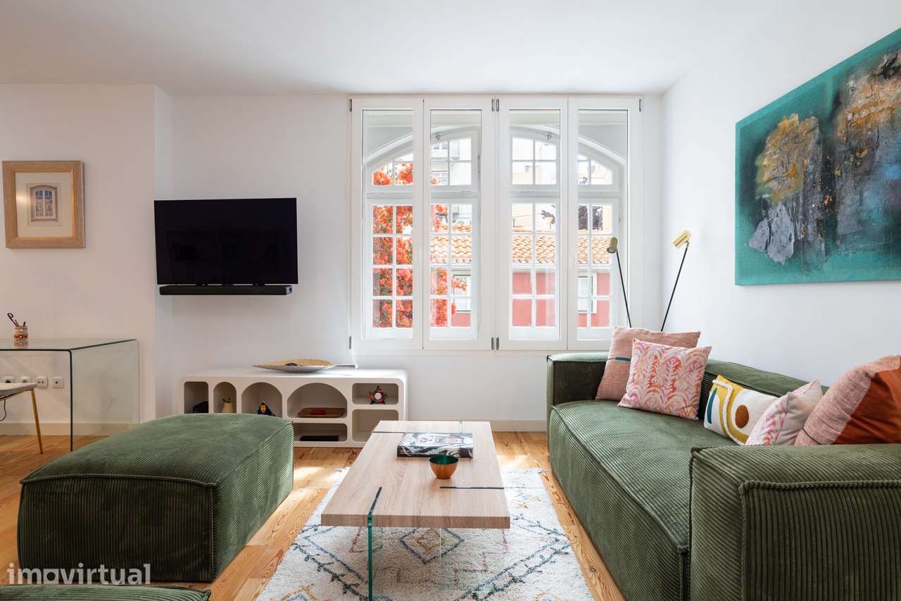 Príncipe Real: Apartamento T1 com Charme, Renovação de Autor e Estacio - Grande imagem: 2/24