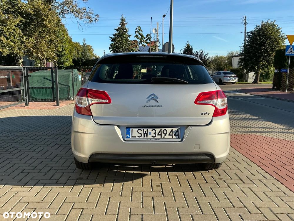 Citroën C4 1.6 VTi Attraction - 8