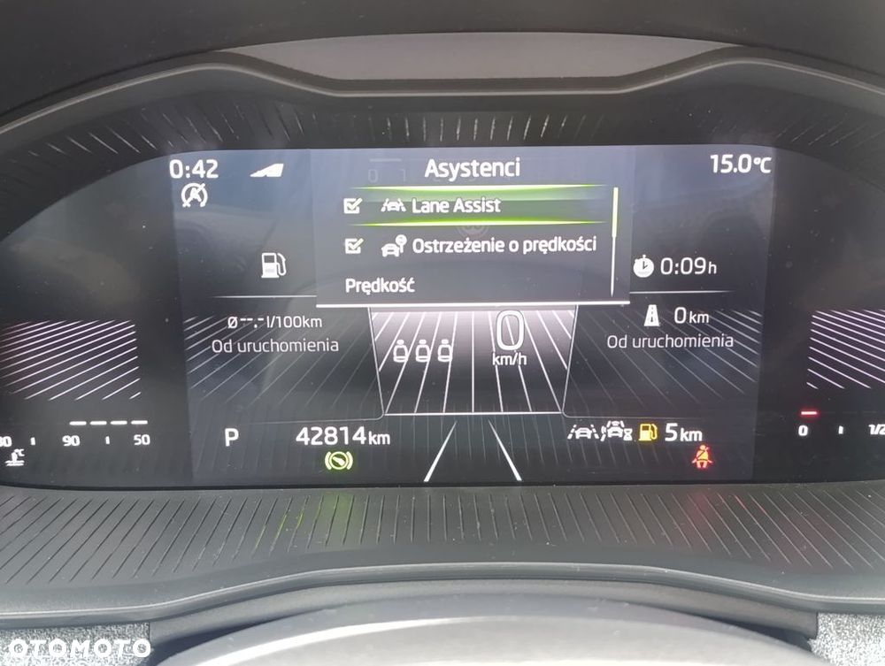 Skoda Kamiq 1.0 TSI Selection DSG - 25
