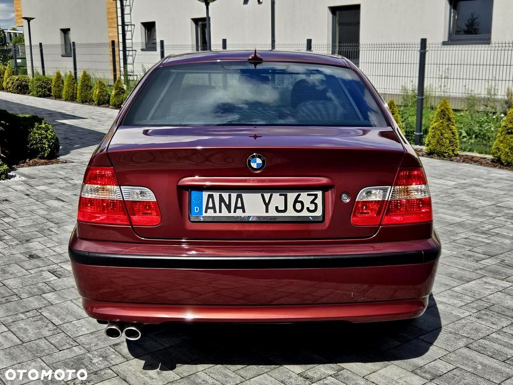 BMW Seria 3 330i Edition Exclusive - 10