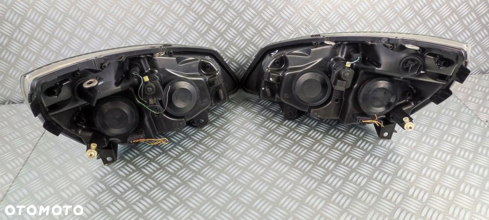 reflektor lampa prawy prawa lewy lewa przód RENAULT SCENIC II 2 03-06 EURO - 6