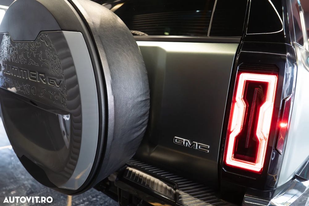 GMC Hummer - 20