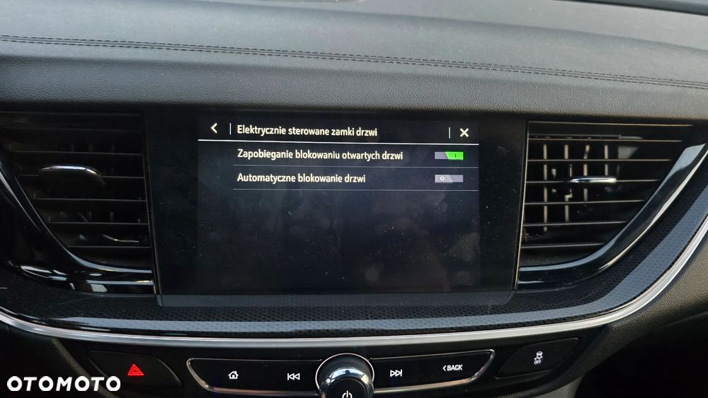 Opel Insignia 2.0 CDTI Business Elegance S&S - 26