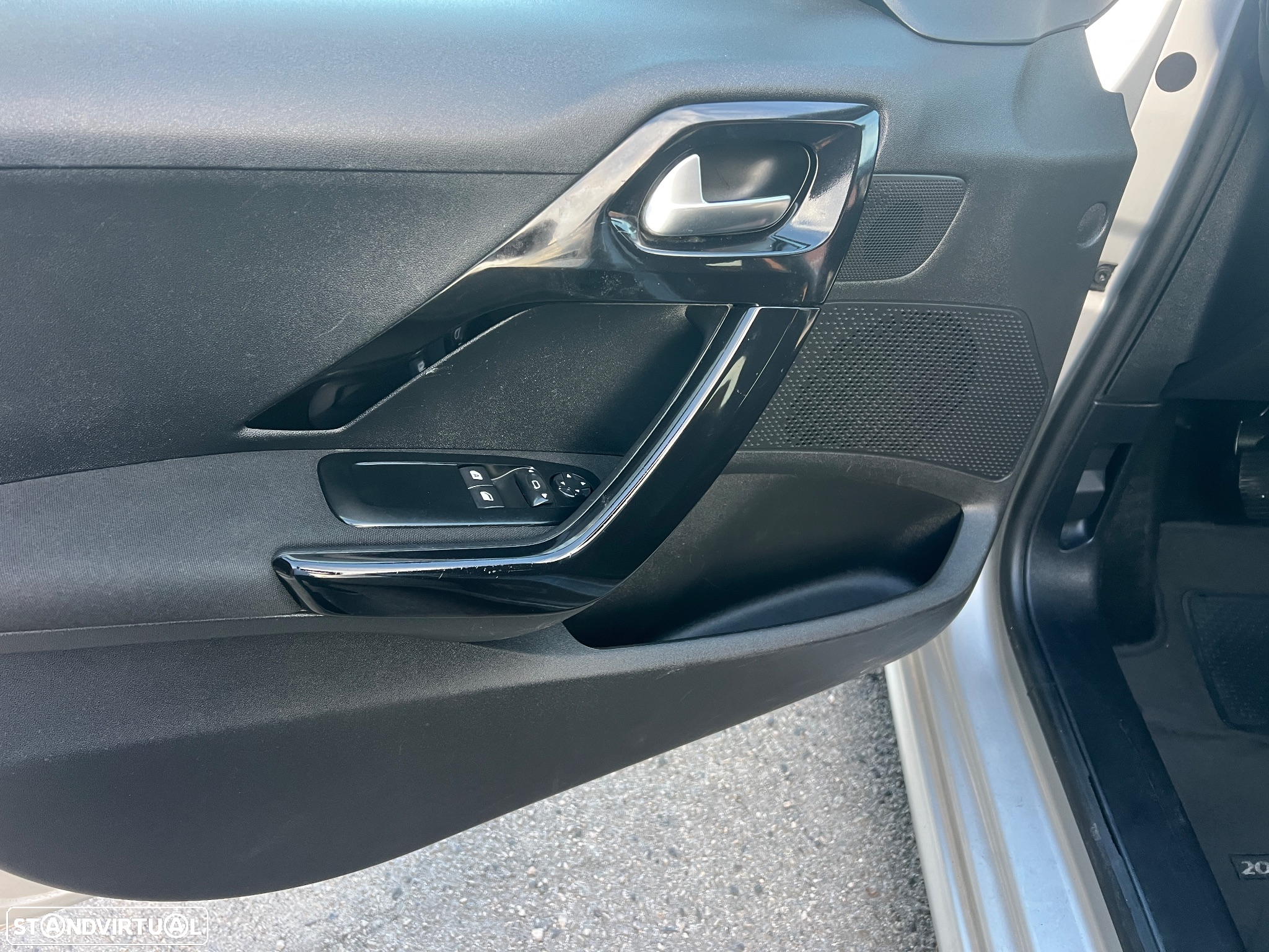 Peugeot 208 1.4 HDi Active - 26