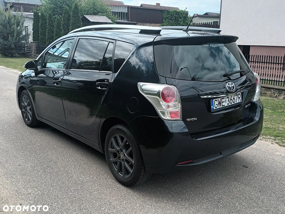 Toyota Verso 1.8 Prestige 7os EU6 - 6