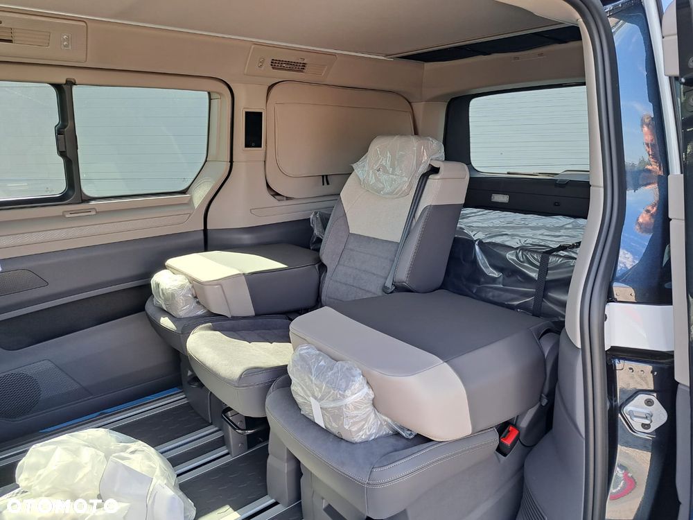 Volkswagen California - 21