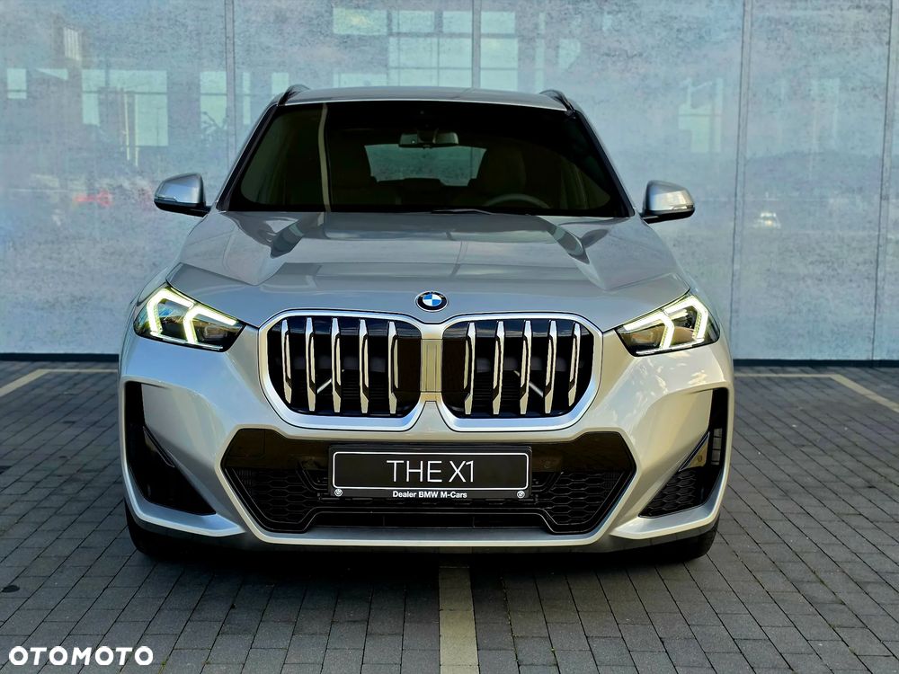 BMW X1 sDrive20i mHEV - 12