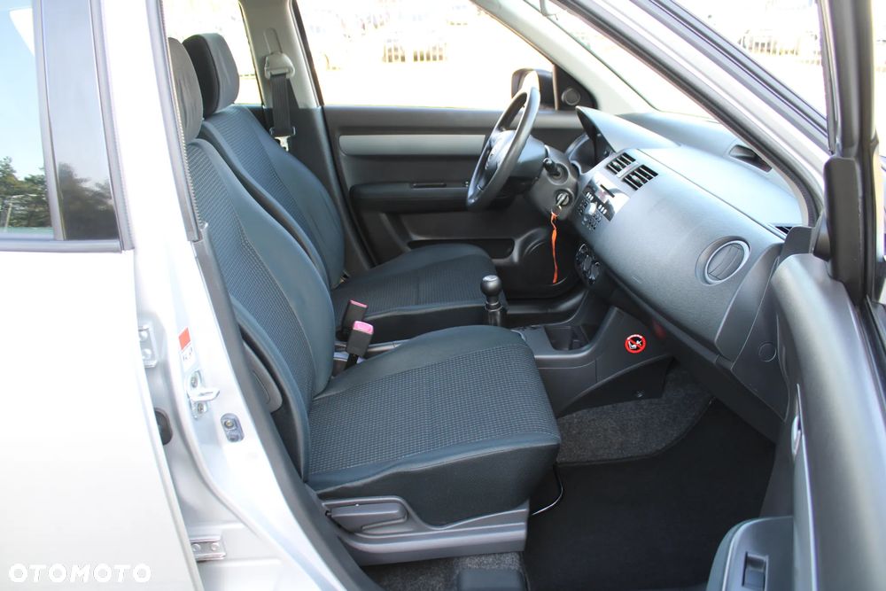 Suzuki Swift - 27