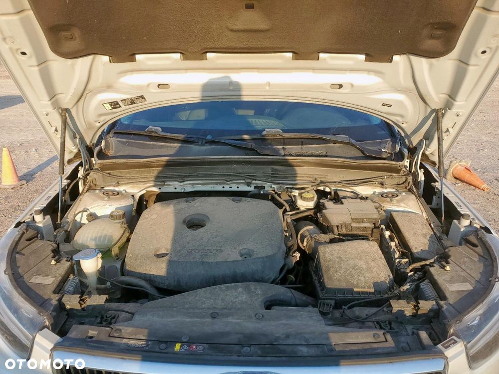 Volvo XC 40 T5 AWD Geartronic Inscription - 11