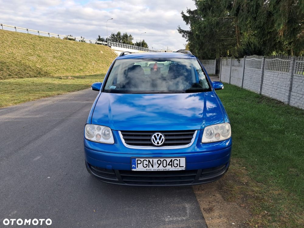 Volkswagen Touran 1.6 FSI Basis - 10