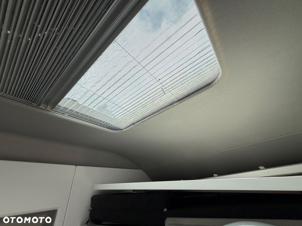 Volkswagen CRAFTER GRAND CALIFORNIA 600 - 31