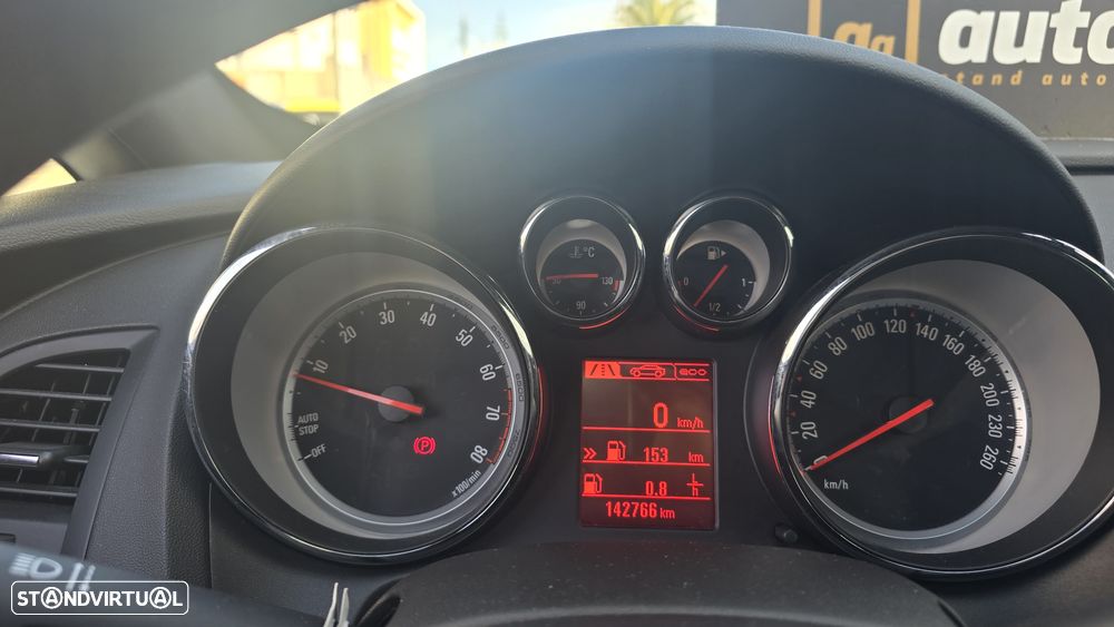 Opel Astra GTC 1.6 T S/S J20 - 23