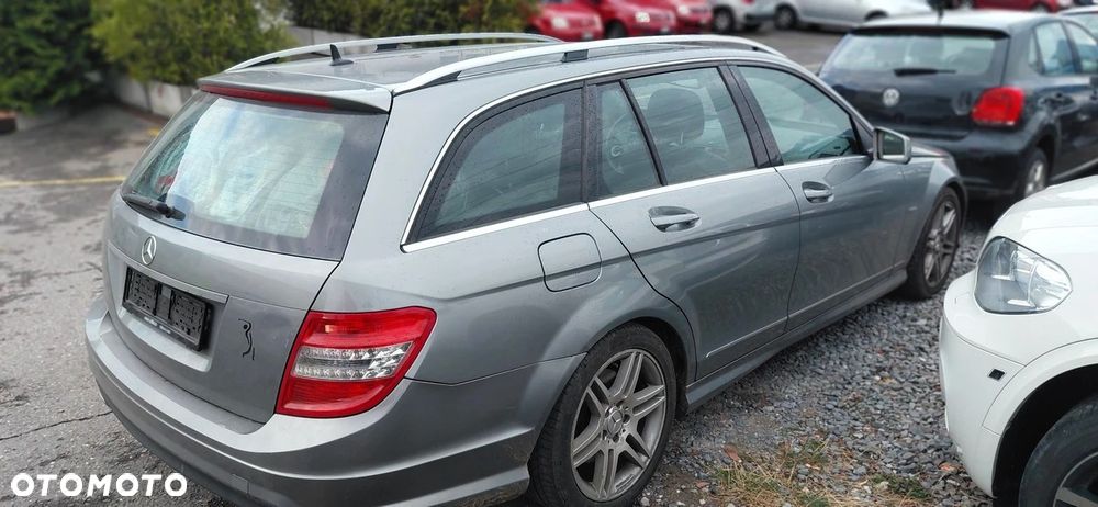 Mercedes-Benz Klasa C 320 CDI DPF 4Matic 7G-TRONIC Elegance - 6