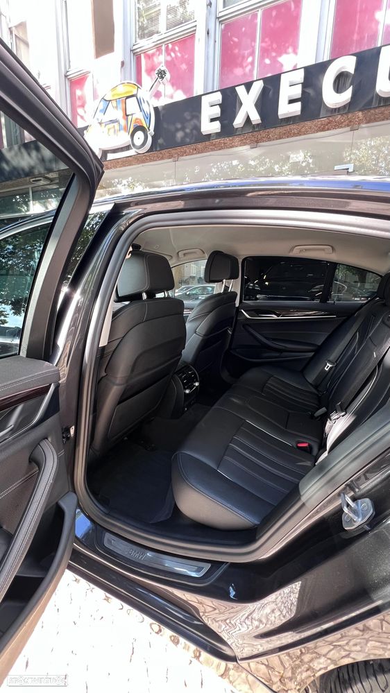 BMW 530 e Line Luxury - 5