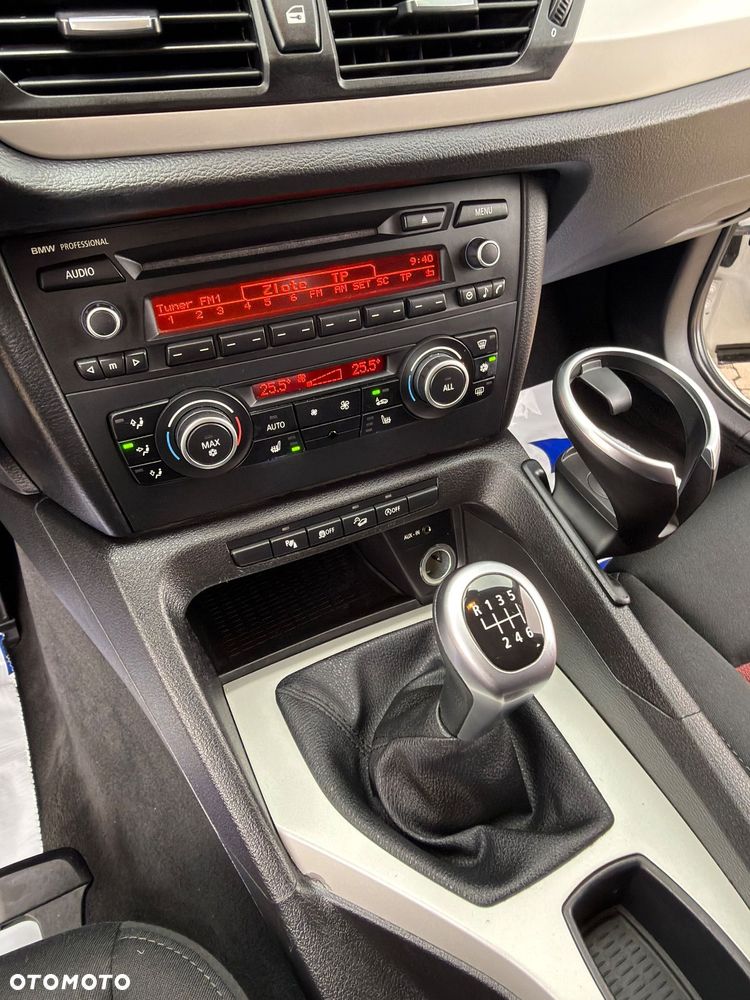 BMW X1 xDrive18d Sport Line - 15