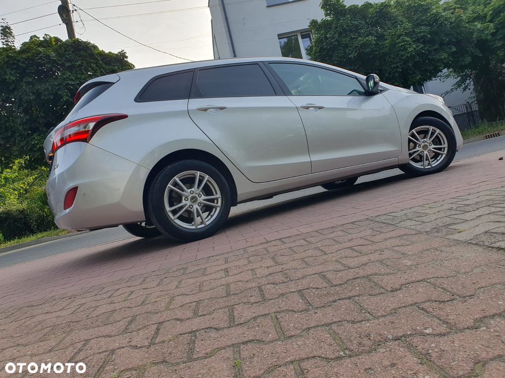 Hyundai i30 1.6 Style - 26