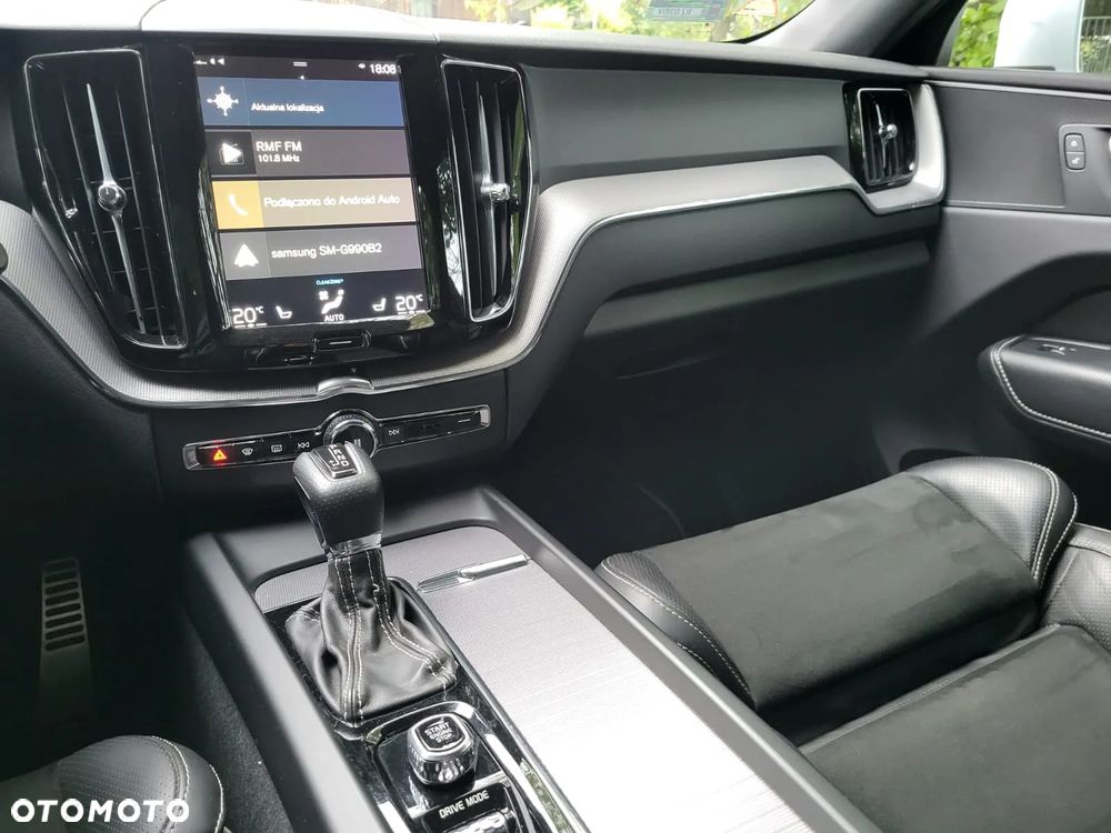 Volvo XC 60 T5 R-Design - 20