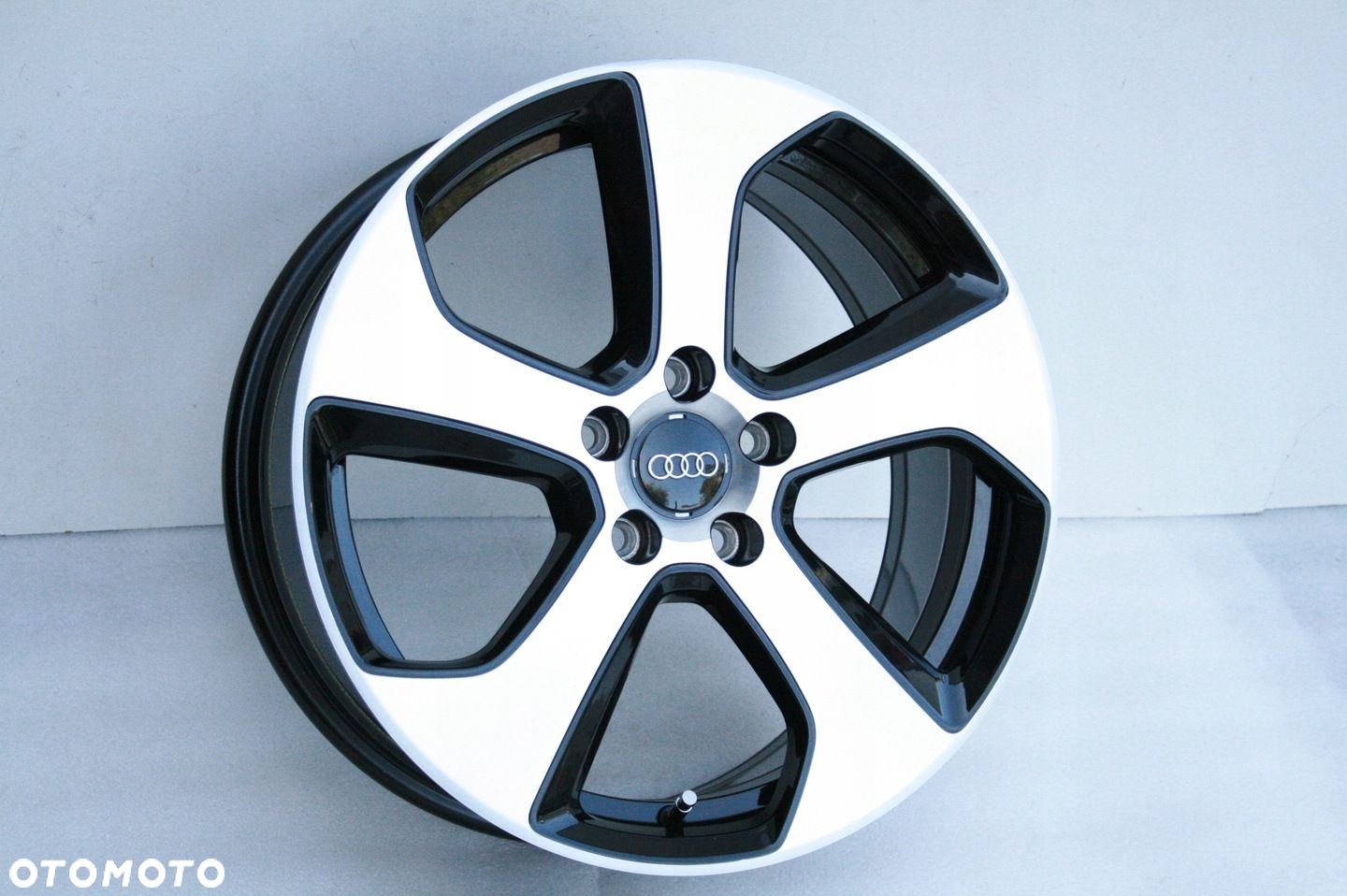 NOWE FELGI AUDI A3 8V0 8P0 Q3 Q2 18 OE ORYGINALNE - 2