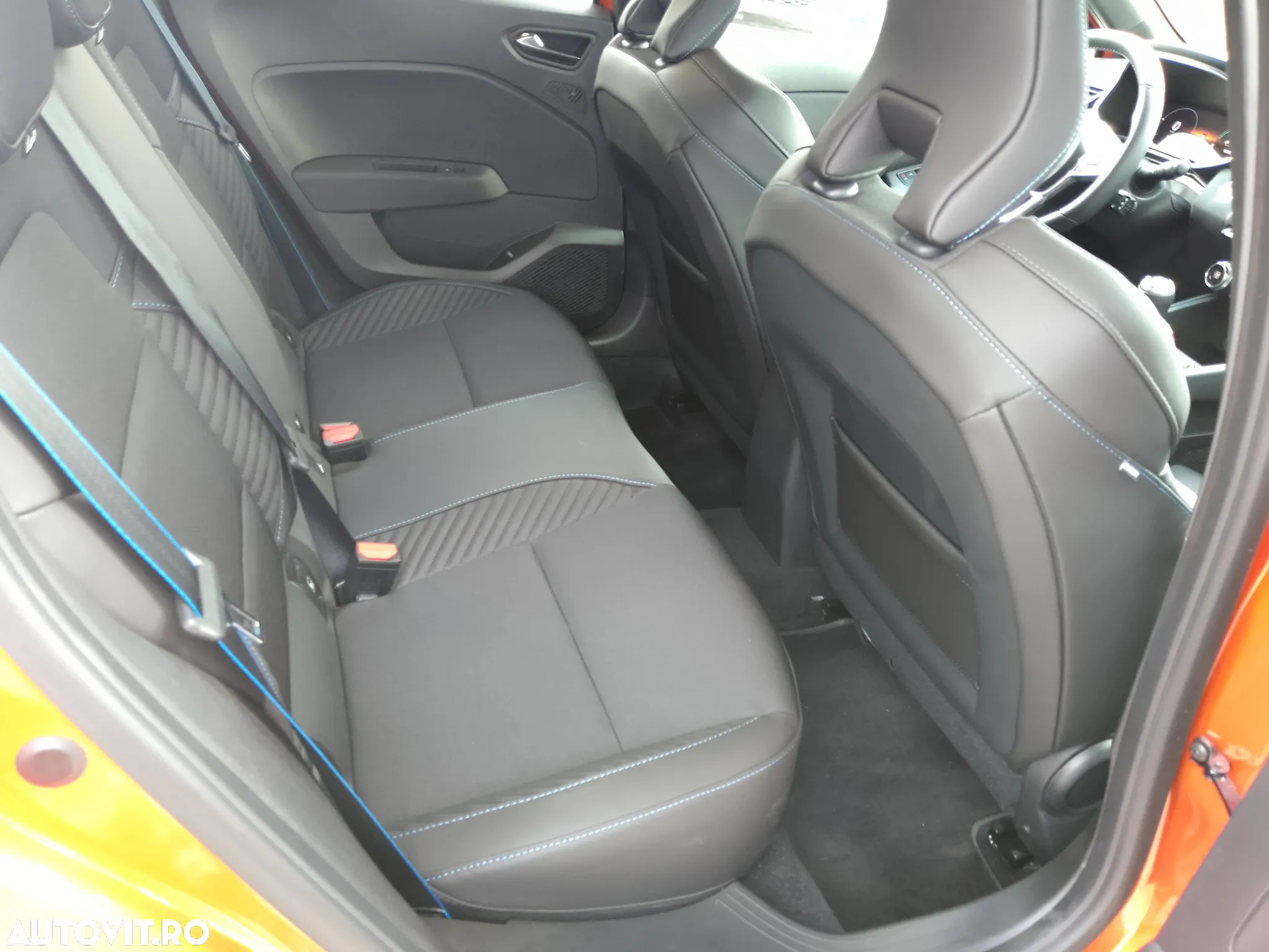Renault Clio - 6