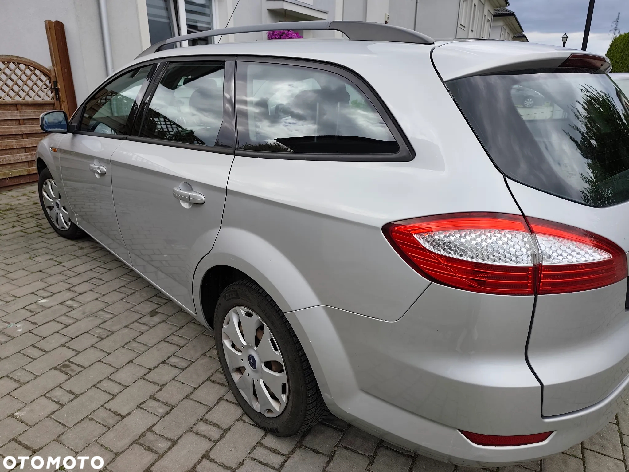 Ford Mondeo 1.6 Trend - 8