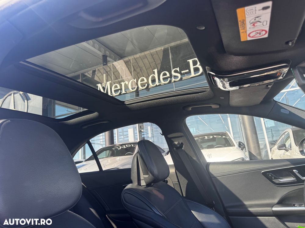 Mercedes-Benz C 300 4Matic 9G-TRONIC AMG Line - 31