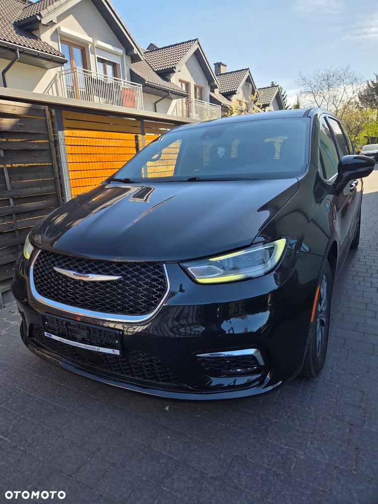Chrysler Pacifica - 18