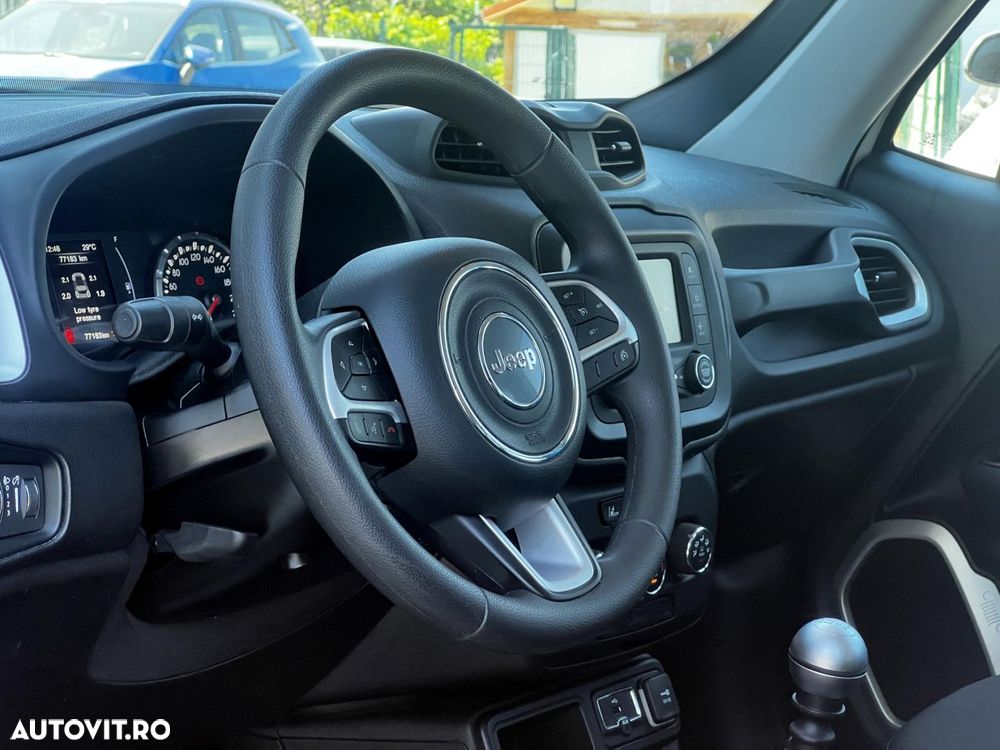 Jeep Renegade - 14