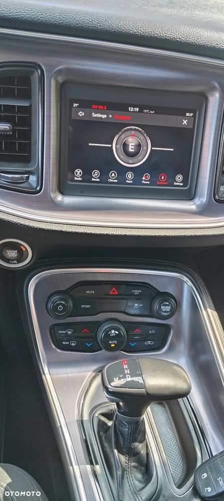 Dodge Challenger ver-automatik-sxt-plus - 15