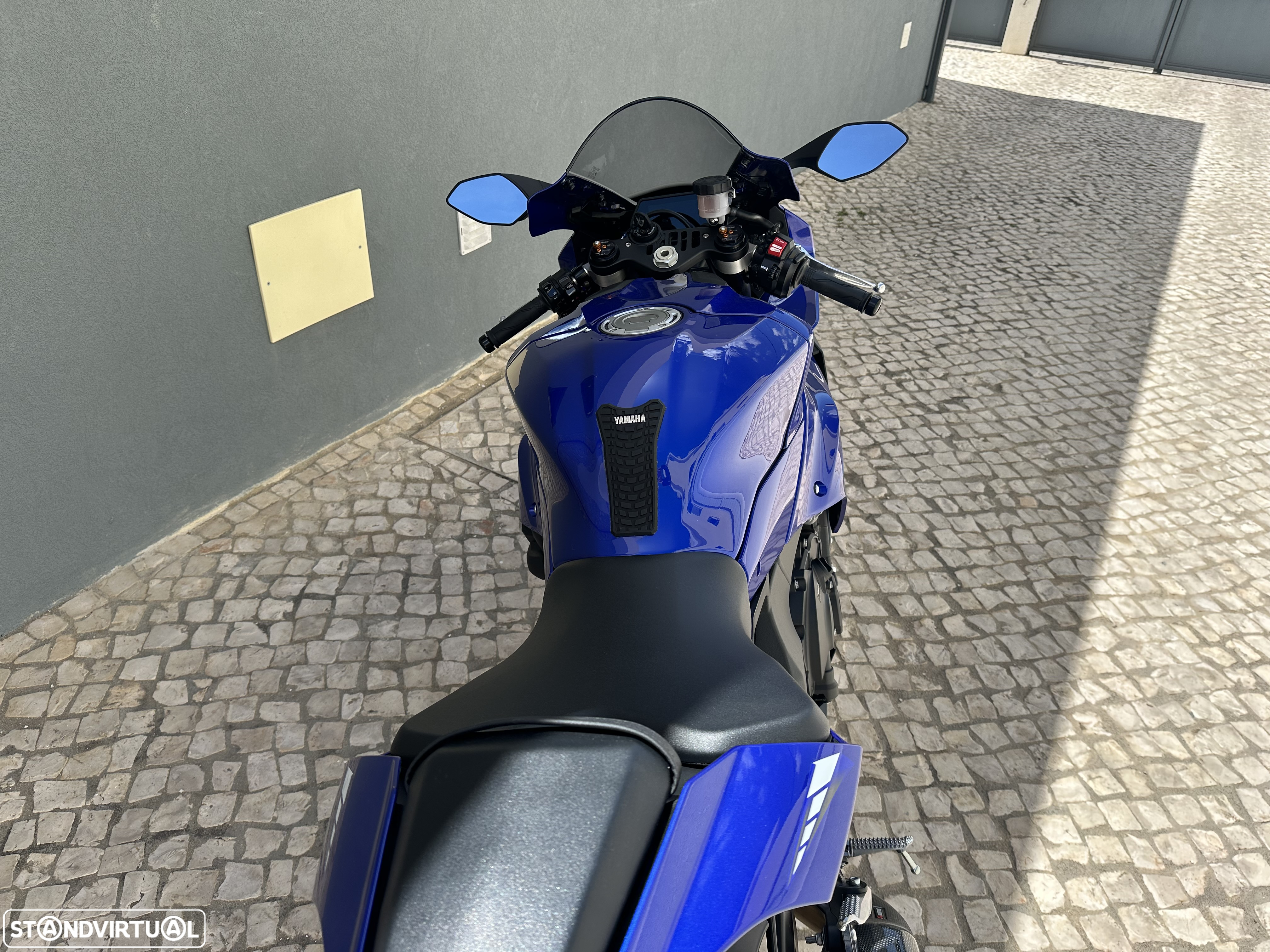 Yamaha YZF r1 modelo de 2024 - 6