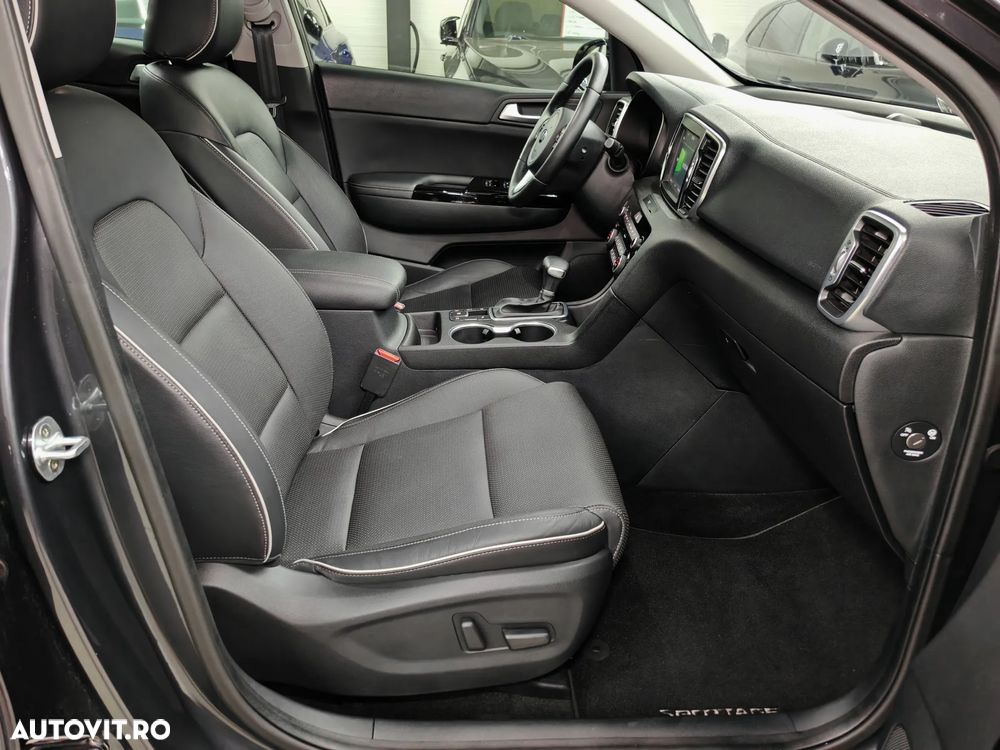 Kia Sportage 2,0 CRDI AWD Aut. Platinum - 9