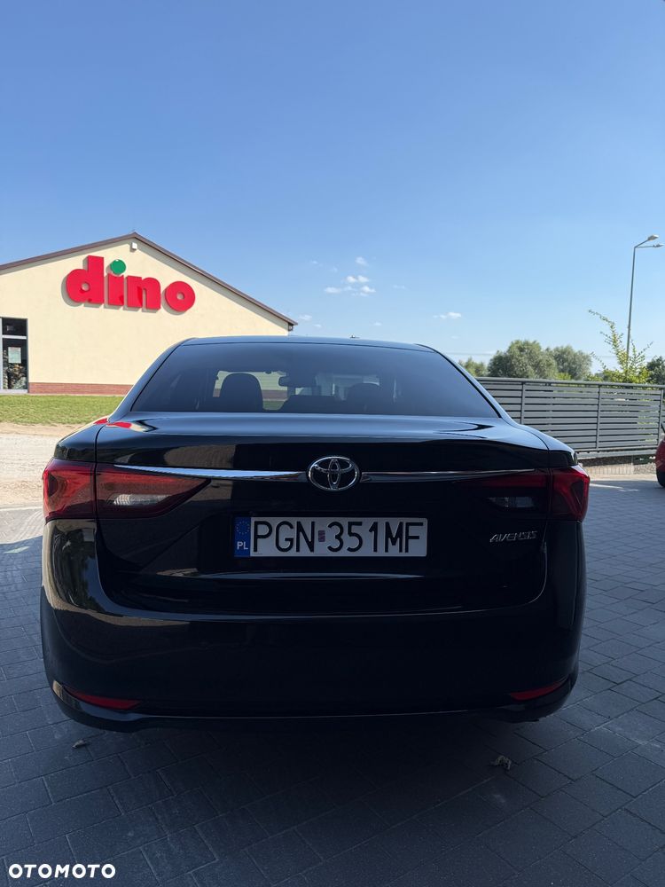 Toyota Avensis 2.0 Prestige MS - 3