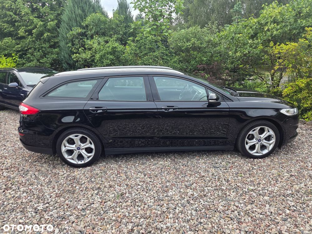 Ford Mondeo 2.0 TDCi STart-Stopp Titanium - 4