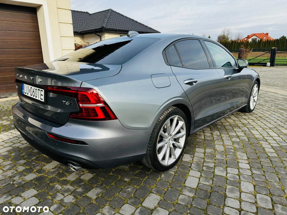 Volvo S60 ver-t6-awd-momentum-pro - 5