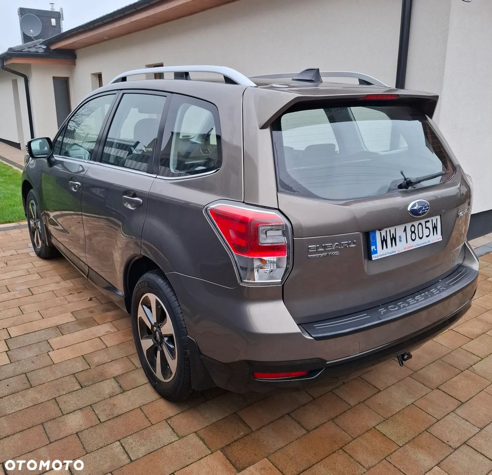 Subaru Forester 2.0 i Platinum (EyeSight) Lineartronic - 4