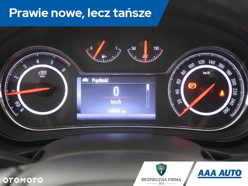 Opel Insignia - 13