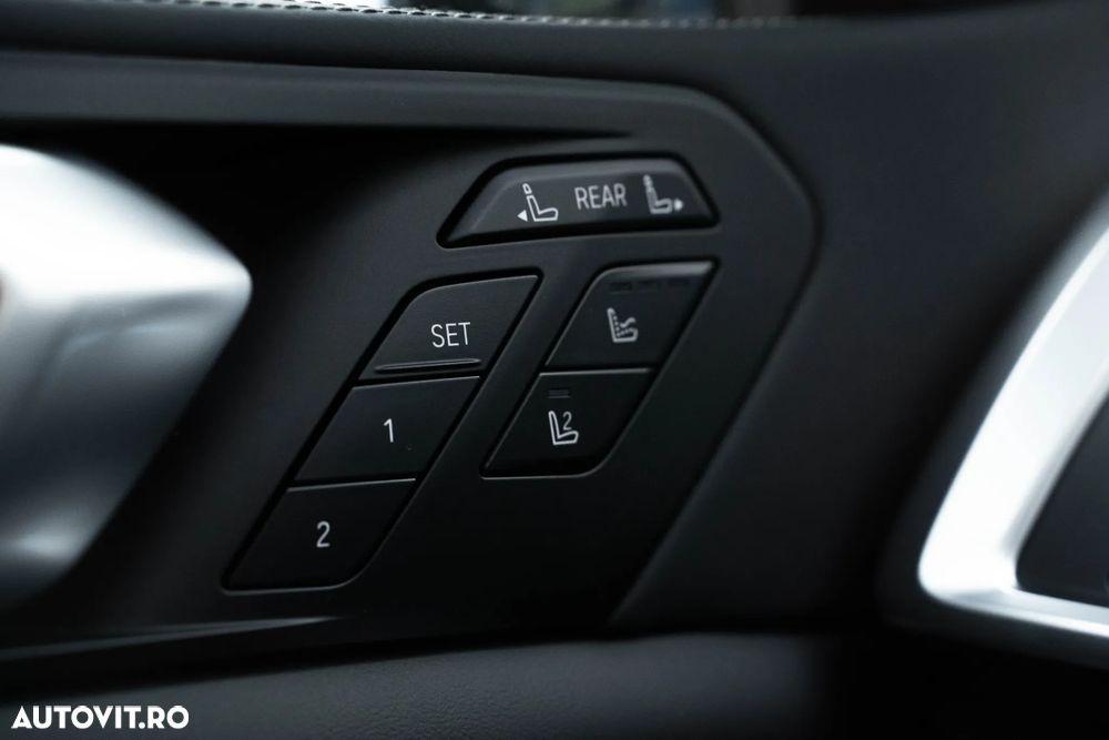 BMW X7 M60i xDrive AT MHEV - 29