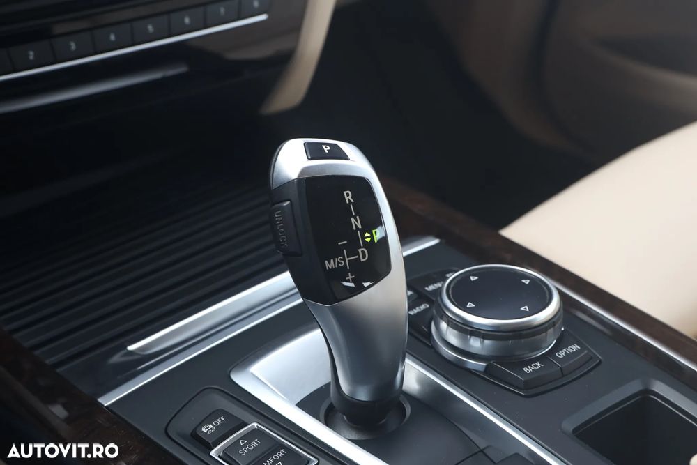 BMW X5 xDrive30d Sport-Aut. - 27