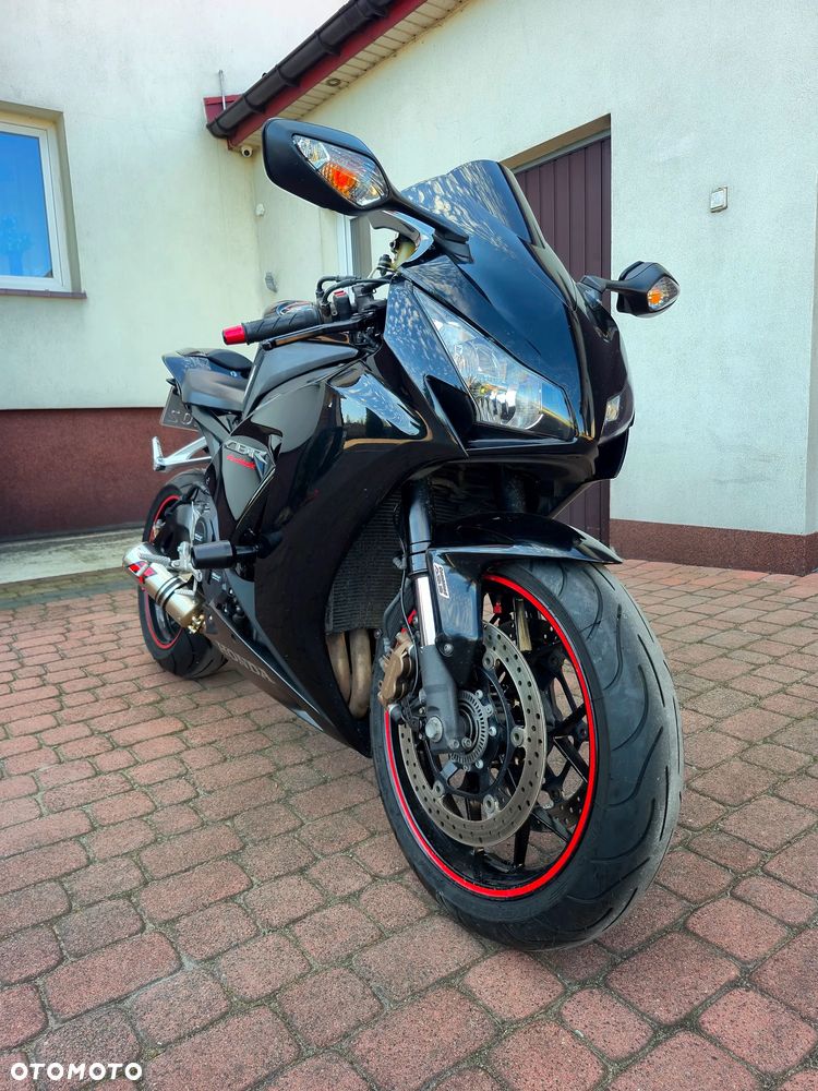 Honda CBR - 4