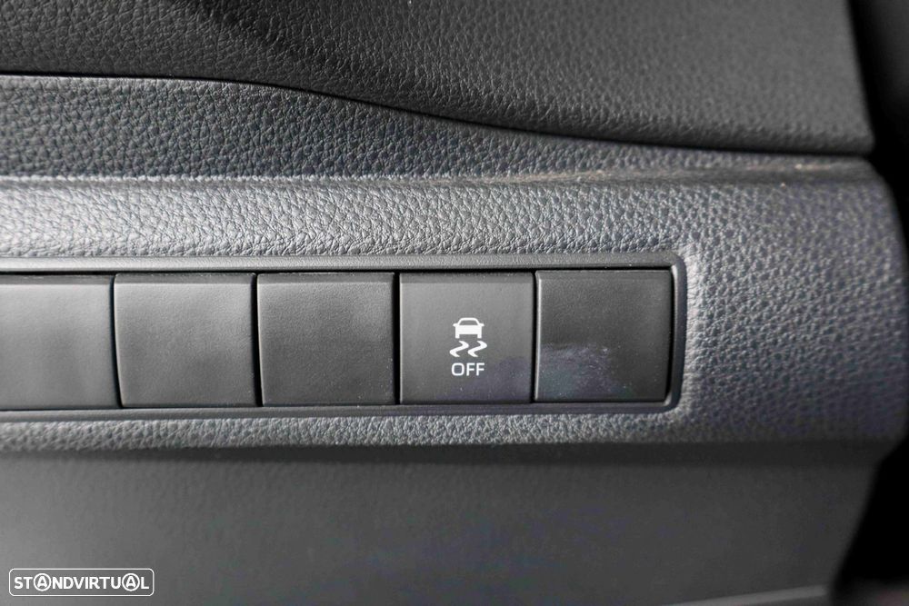 Toyota Corolla Touring Sports 1.8 Hybrid Comfort+P.Sport - 16