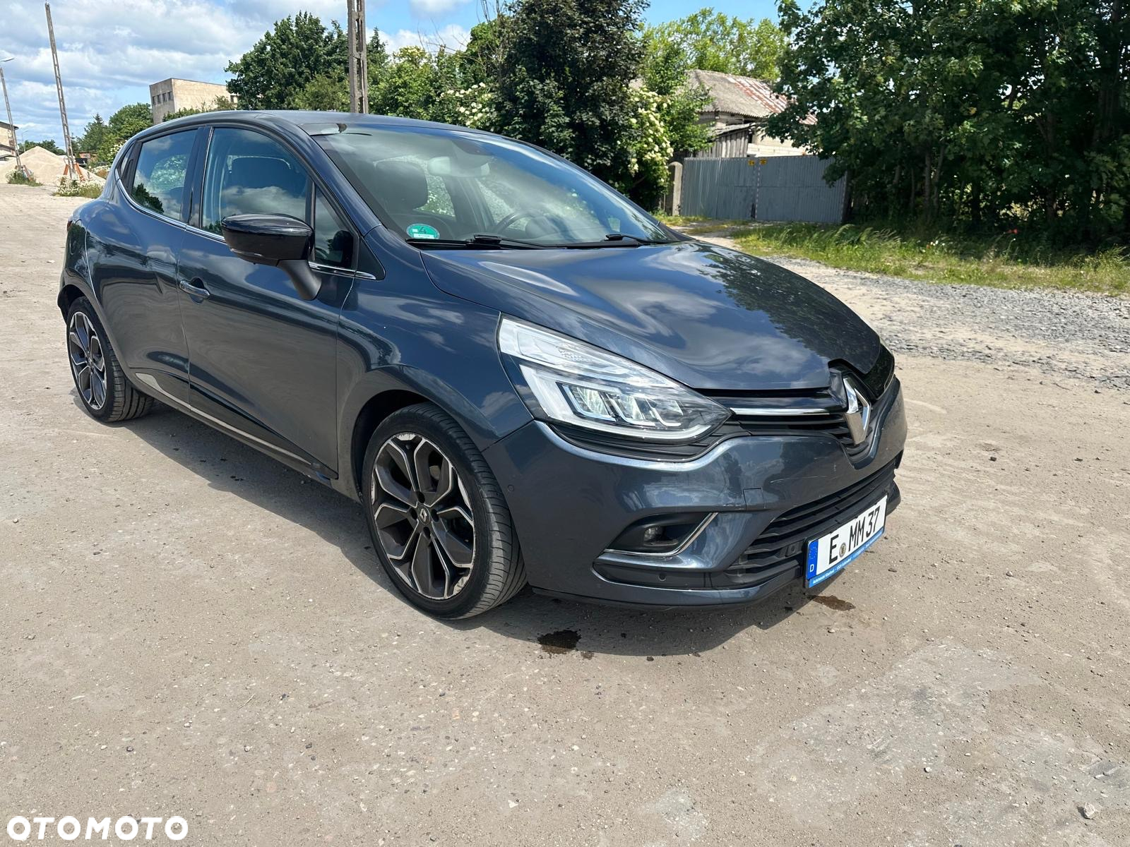 Renault Clio - 2