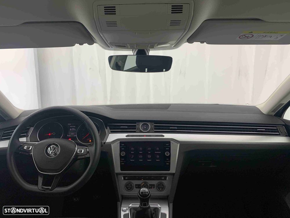 VW Passat Variant 1.6 TDI Confortline - 18