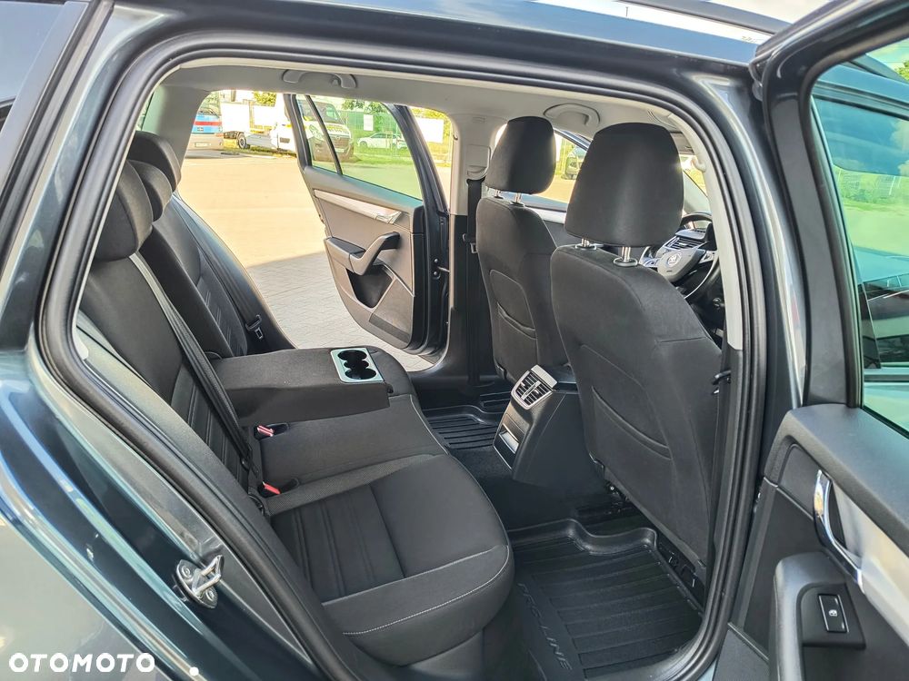Skoda Octavia 2.0 TDI DSG Ambition - 8