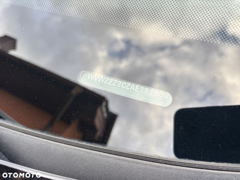 Volkswagen Passat 1.6 TDI DPF BlueMot Comfortline - 19