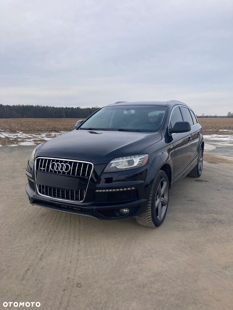 Audi Q7 - 1